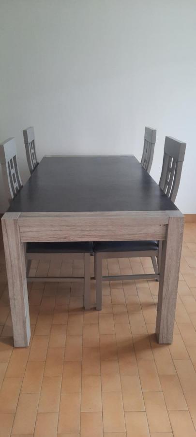 Maison En Location Fresnes Sur Marne Luaran gambar