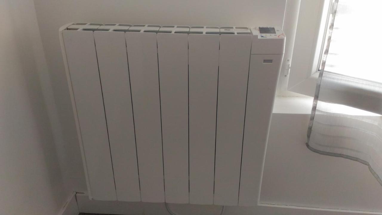 Maison En Location Fresnes Sur Marne Luaran gambar